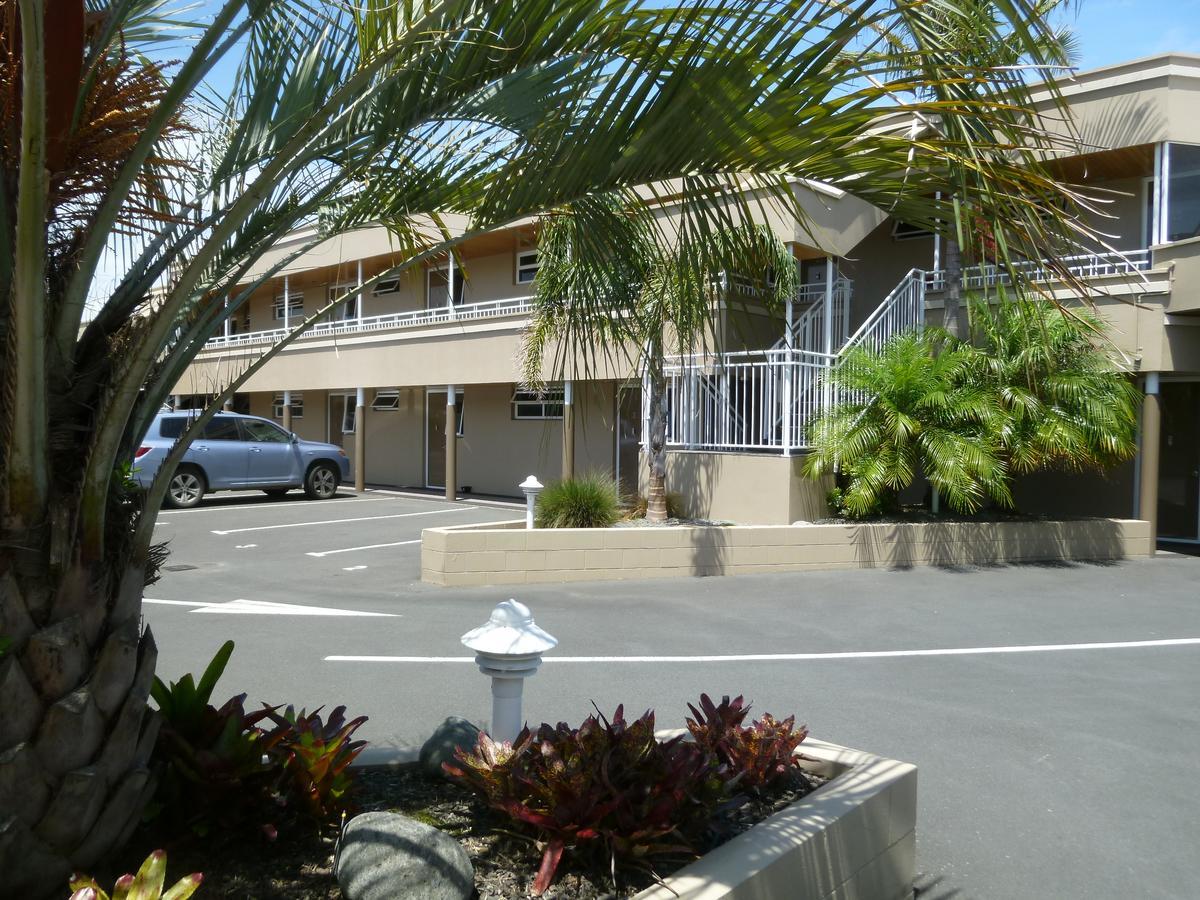 Baywatch Motor Inn Mount Maunganui Kültér fotó